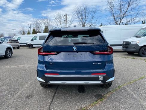 New 2026 BMW X1 xDrive28i w/ Technology Package AWD/4WD image 3