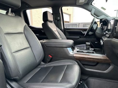 Used 2024 GMC Sierra 1500 Elevation w/ Elevation Premium Package image 18