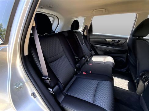 Certified 2020 Nissan Rogue S FWD image 20