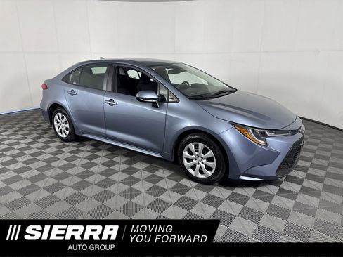 Used 2024 Toyota Corolla LE FWD image 1