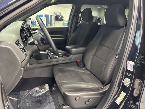 Used 2024 Dodge Durango SXT w/ 3rd Row Seating Group image 9