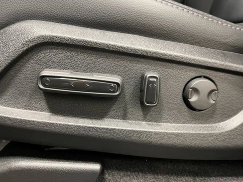 New 2026 Honda Pilot Touring image 11