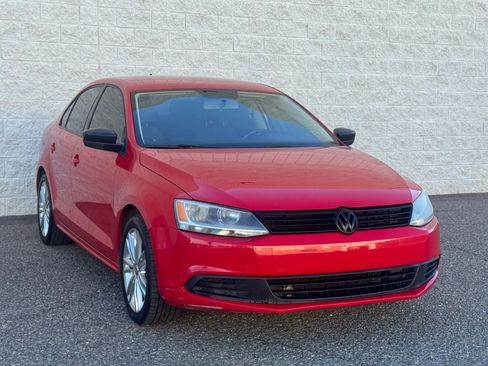 Used 2014 Volkswagen Jetta TDI Value Edition image 3