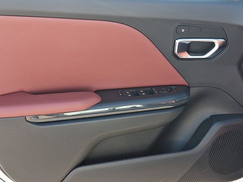 New 2025 Kia K4 GT-Line Turbo image 9