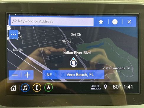 Used 2021 Chevrolet Equinox Premier FWD image 26