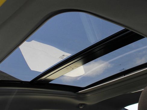 Used 2023 Chevrolet Malibu LT w/ Driver Confidence Package image 14