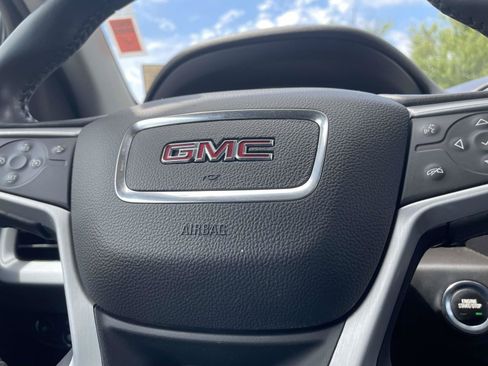 Used 2021 GMC Terrain SLE w/ Driver Convenience Package FWD image 17
