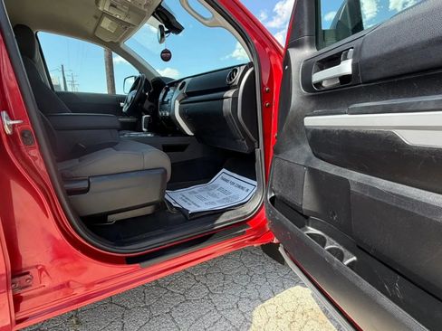 Used 2021 Toyota Tundra SR5 w/ Convenience Package RWD image 18