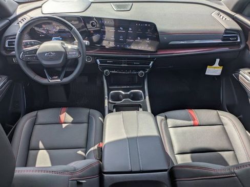 New 2026 Chevrolet Traverse RS w/ LPO, Floor Liner Package image 16