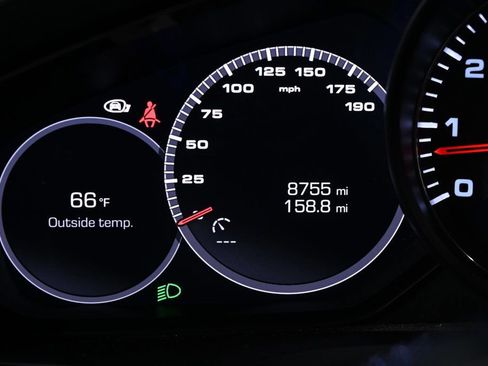 Certified 2019 Porsche Cayenne S image 13