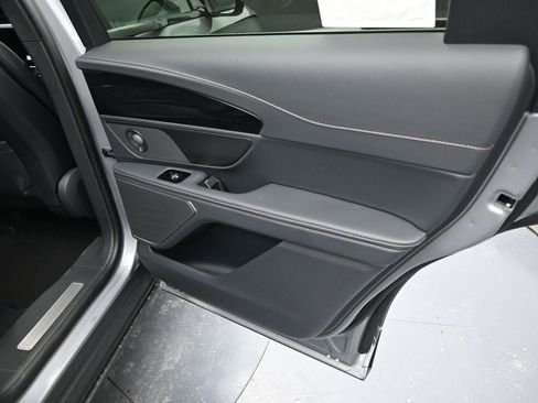 New 2025 Lincoln Nautilus Premier w/ Equipment Group 102A image 34