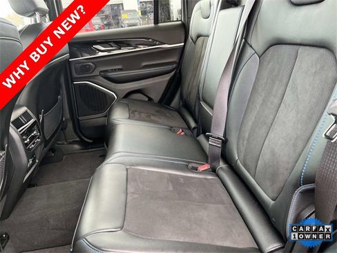 Used 2024 Jeep Grand Cherokee Trailhawk image 19