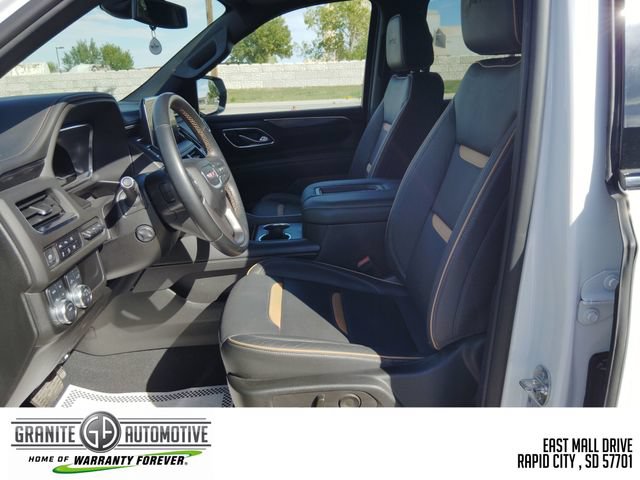 Used 2024 GMC Yukon XL AT4 w/ Technology Package AWD/4WD image 10