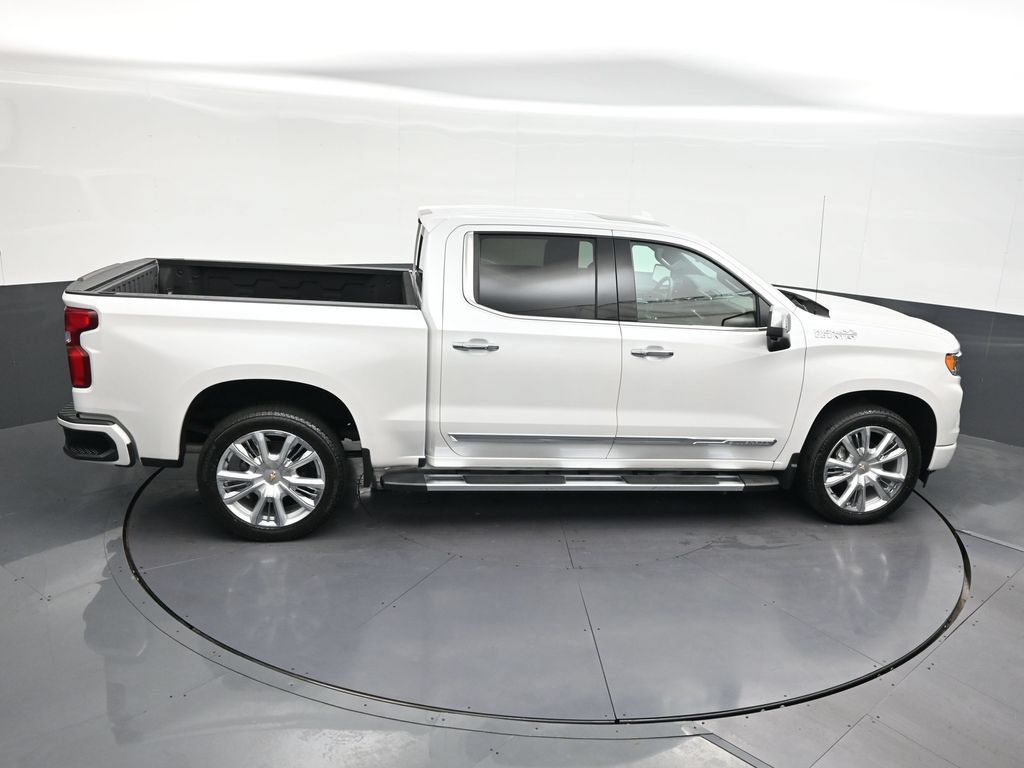 Used 2025 Chevrolet Silverado 1500 High Country w/ High Country Premium Package RWD image 20