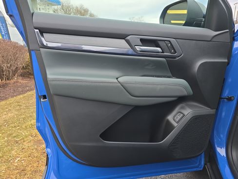 New 2026 GMC Terrain AT4 w/ LPO, Floor Liner Package image 18