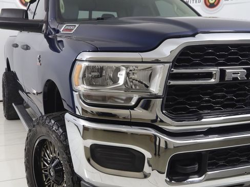 Used 2020 RAM 3500 Tradesman image 16