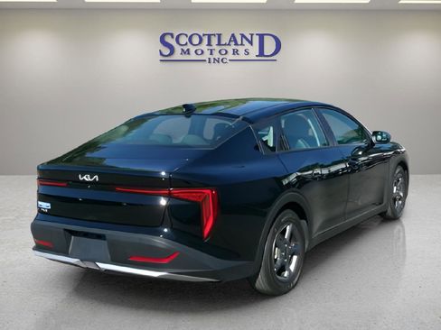 Used 2025 Kia K4 FWD image 6
