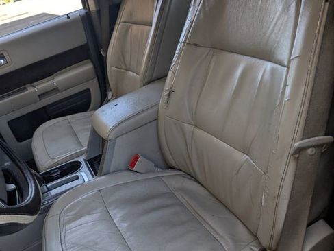 Used 2011 Ford Flex SEL w/ Rapid Spec Order Code image 20