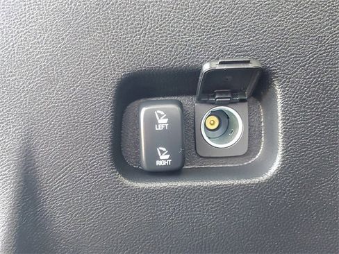 Certified 2024 Ford Edge SEL w/ Convenience Package image 34