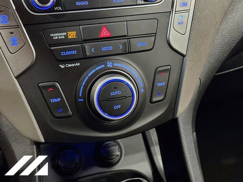 Used 2017 Hyundai Santa Fe Sport AWD/4WD image 17