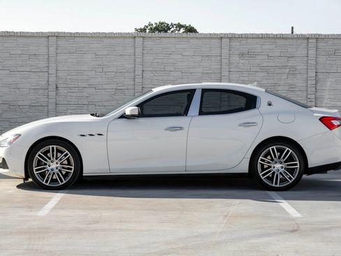 Used 2014 Maserati Ghibli image 13