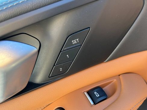 Used 2024 BMW X5 xDrive40i w/ Parking Assistance Package image 21