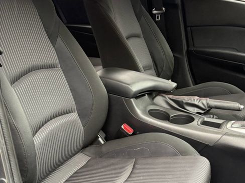 Used 2014 MAZDA MAZDA3 i Touring image 9