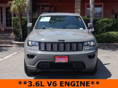Used 2021 Jeep Grand Cherokee Laredo X RWD image 3