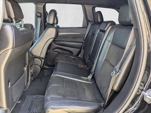Used 2019 Jeep Grand Cherokee Altitude RWD image 19