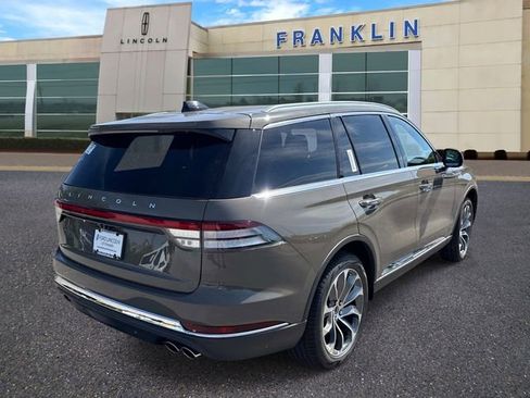 New 2025 Lincoln Aviator AWD w/ Equipment Group 101A image 7