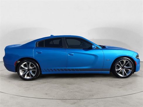 Used 2015 Dodge Charger R/T image 6