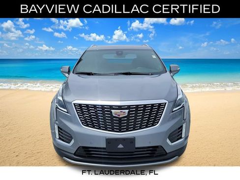 Certified 2022 Cadillac XT5 Premium Luxury AWD/4WD image 9