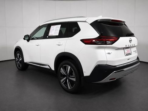 Certified 2023 Nissan Rogue Platinum AWD/4WD image 6