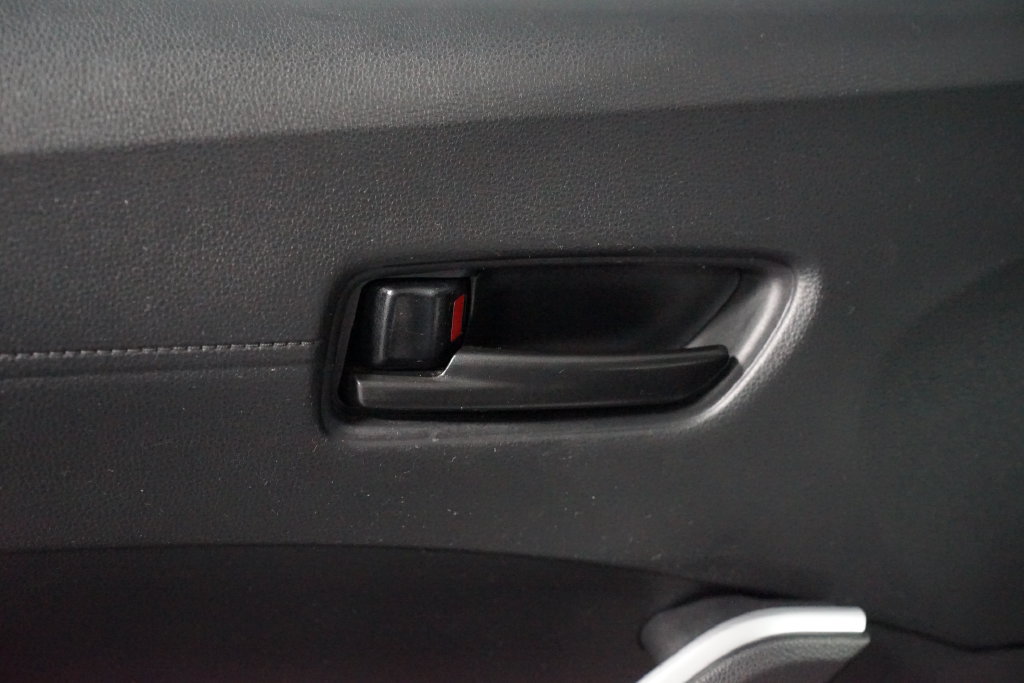 Certified 2023 Toyota Corolla Cross AWD Hybrid image 32
