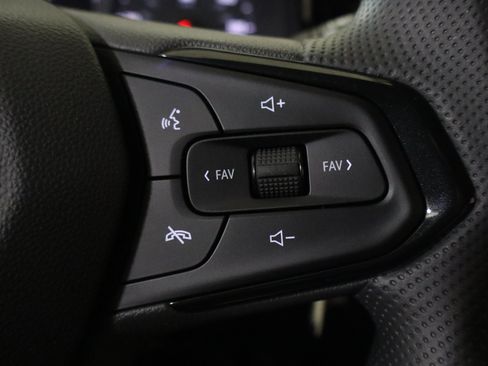New 2026 Chevrolet Trax LS FWD image 29