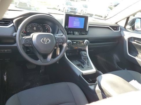 Used 2023 Toyota RAV4 LE FWD image 10