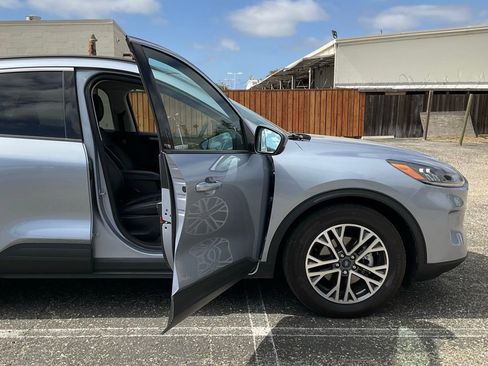 Used 2022 Ford Escape SEL w/ Technology Package image 38