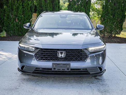 Used 2024 Honda Accord EX-L image 3