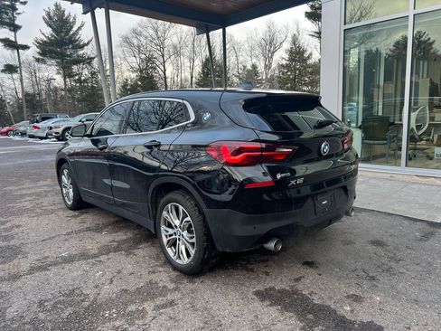 Used 2022 BMW X2 xDrive28i w/ Premium Package image 3