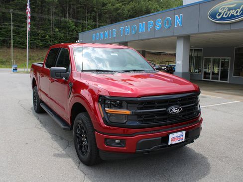 New 2026 Ford F150 XLT w/ FX4 Off-Road Package AWD/4WD image 1