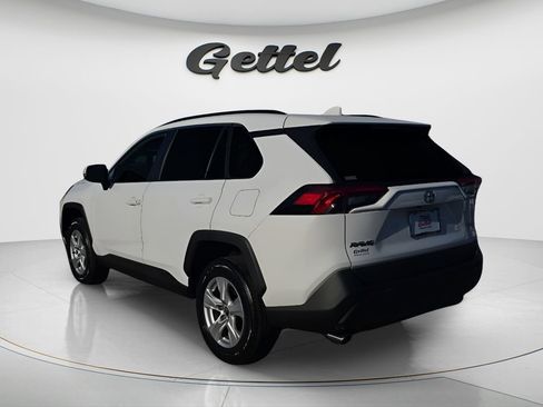 Used 2020 Toyota RAV4 XLE FWD image 7