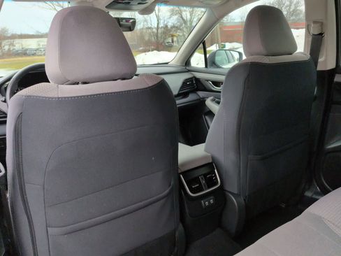 Certified 2022 Subaru Outback Premium image 19