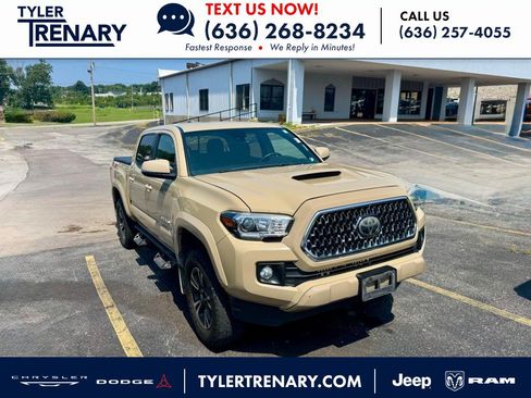 Used 2019 Toyota Tacoma TRD Sport w/ Technology Package AWD/4WD image 1