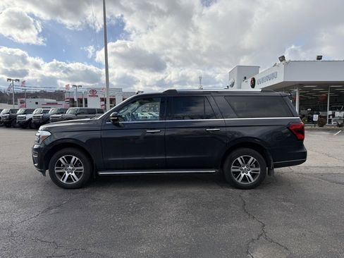 Used 2023 Ford Expedition Max Limited image 6
