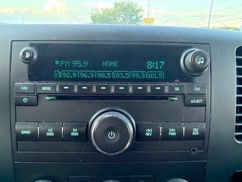 Used 2009 Chevrolet Silverado 1500 LT w/ Power Pack Plus AWD/4WD image 14