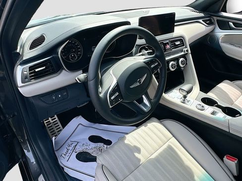 Used 2023 Genesis G70 2.0T w/ Sport Prestige Package RWD image 9