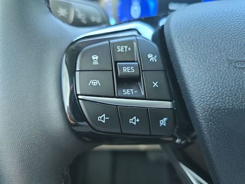 Used 2022 Ford Escape SEL w/ Technology Package FWD image 26
