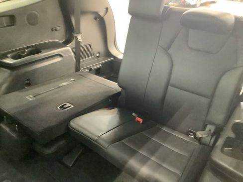Certified 2022 Kia Telluride SX w/ SX Prestige Package image 22
