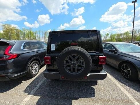 Used 2024 Jeep Wrangler Sport S AWD/4WD image 5