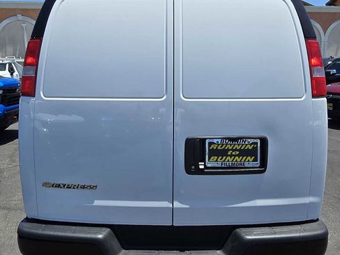 New 2025 Chevrolet Express 2500 w/ Driver Convenience Package image 8